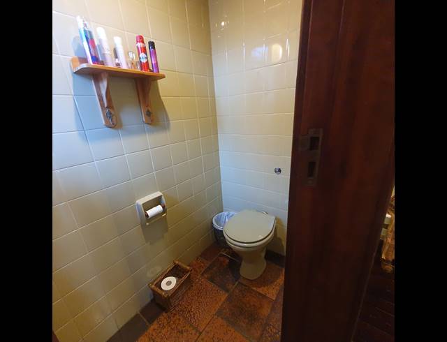 4 BEDROOM FREEHOLD FOR SALE IN PARKHILL GARDENS